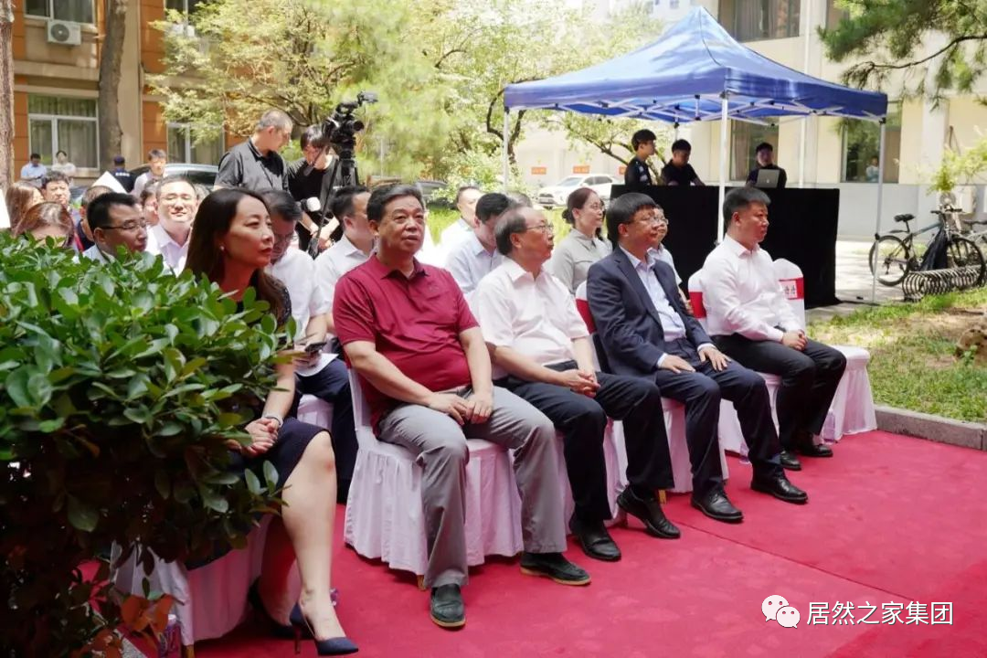 1695622541664480.png 640 (12).png