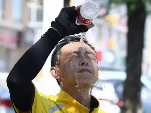 20180808163516_j33bfhcf8w 20180808163516_j33bfhcf8w