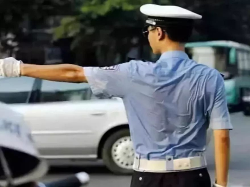 20180808163516_lo75nxy604 20180808163516_lo75nxy604