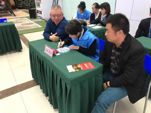 20181101110536_f1cbi9wi63 20181101110536_f1cbi9wi63